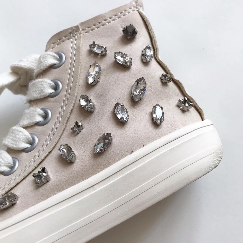 Zara cream jewel studded high-top sneakers VGUC (missing jewels) size 26(9.5) - Picture 2 of 10